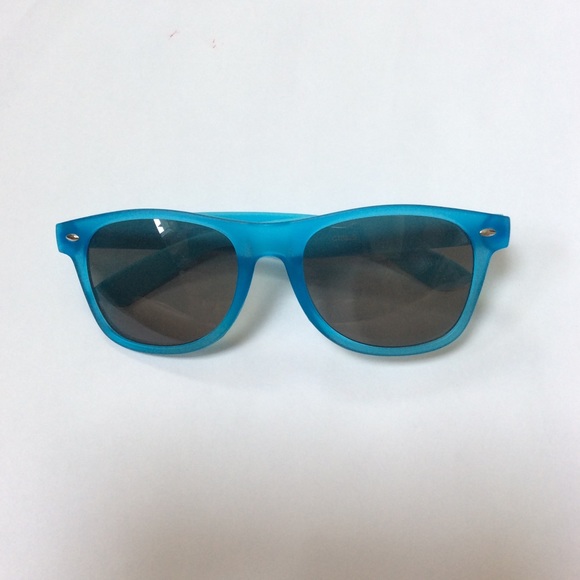 Sunglasses - Picture 2 of 2